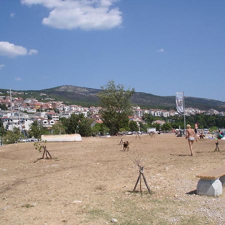 Apartments Meleh Crikvenica Exterior foto